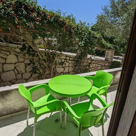 Hasani Apartments Sarandë Esterno foto