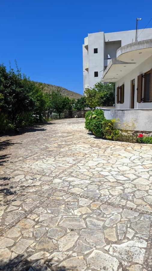 Hasani Apartments Sarandë Esterno foto