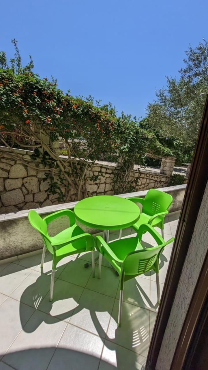 Hasani Apartments Sarandë Esterno foto